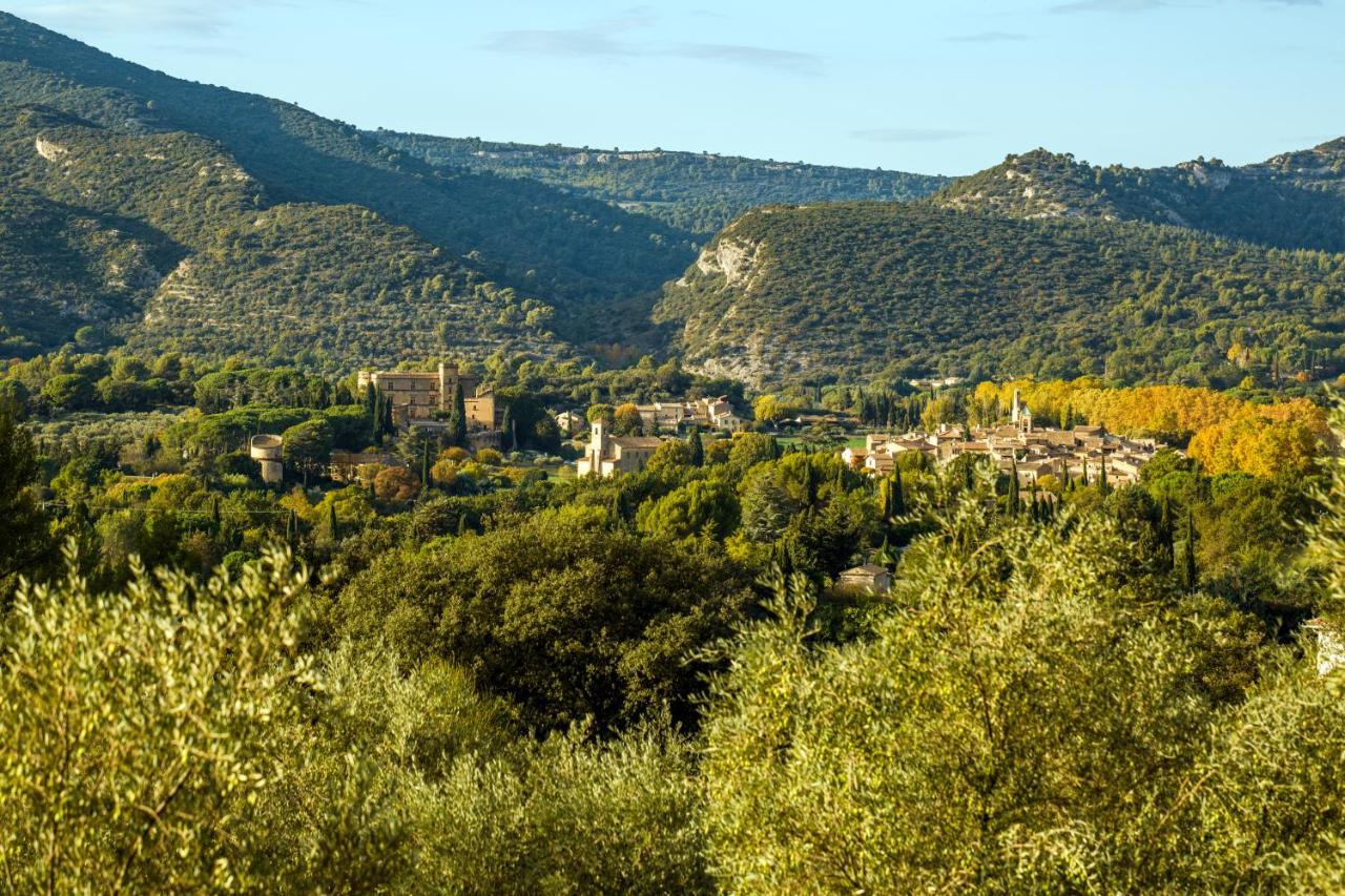 Chateau Les Gardis Lourmarin Exterior photo