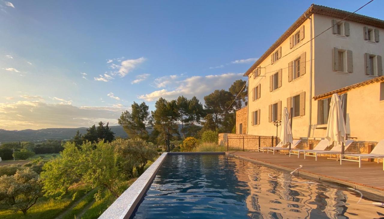 Chateau Les Gardis Lourmarin Exterior photo